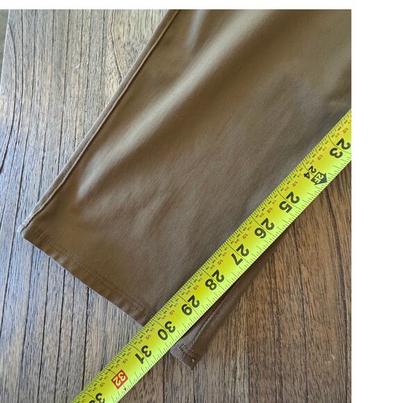 Vuori Men's Meta Slim Athletic Pant - Size 32 - Picture 9 of 10